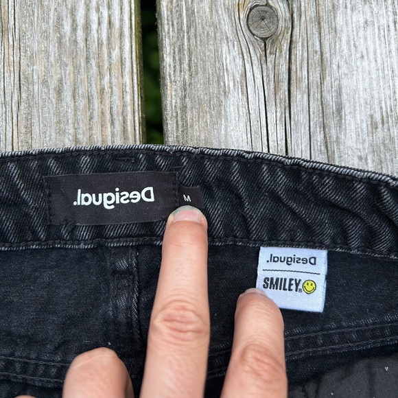Desigual X Smiley⎪Black Denim Mini Skirt - Picture 8 of 9